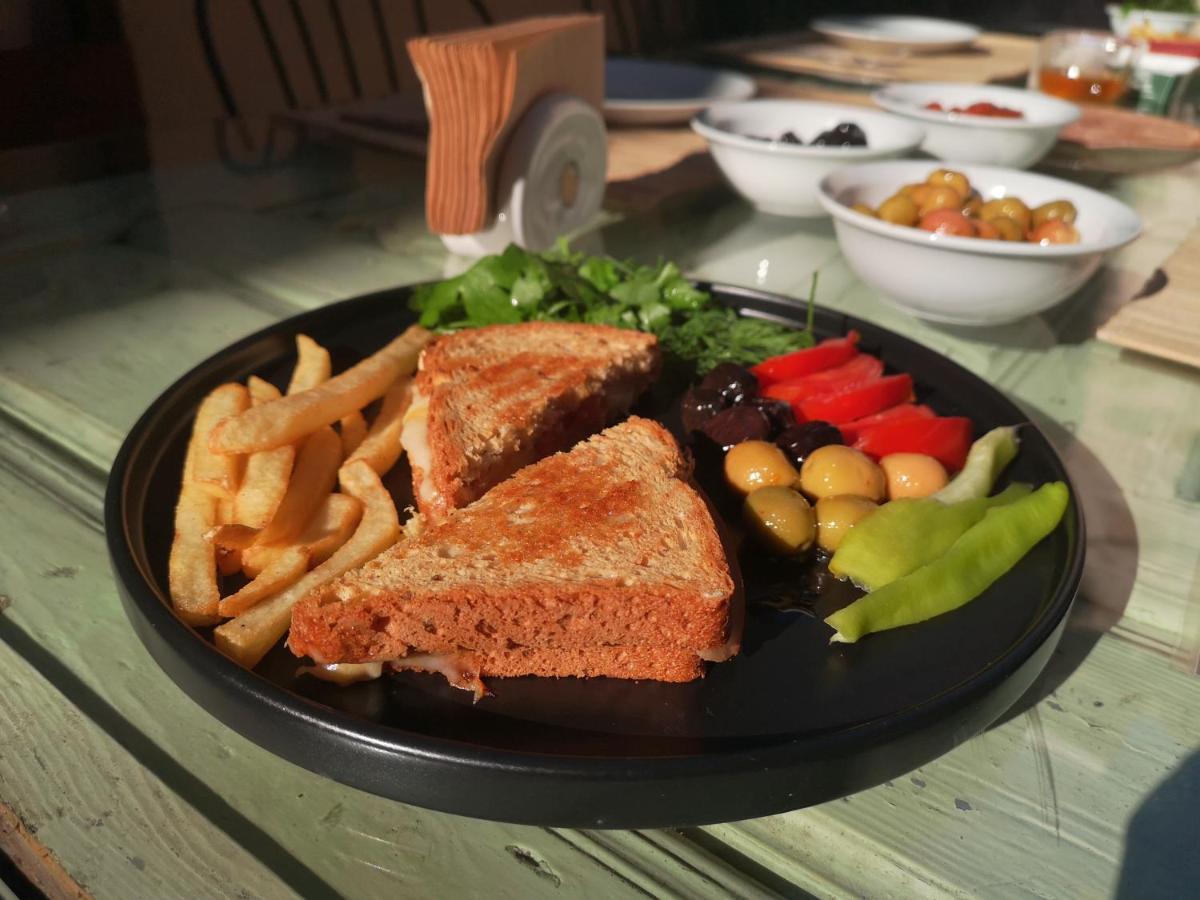 La Casa Carina Bed & Breakfast Antalya Ngoại thất bức ảnh